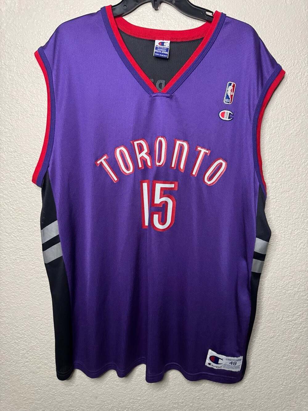 Vintage Champion Toronto Raptors Vince Carter #15 NBA Basketball Jersey Size 48